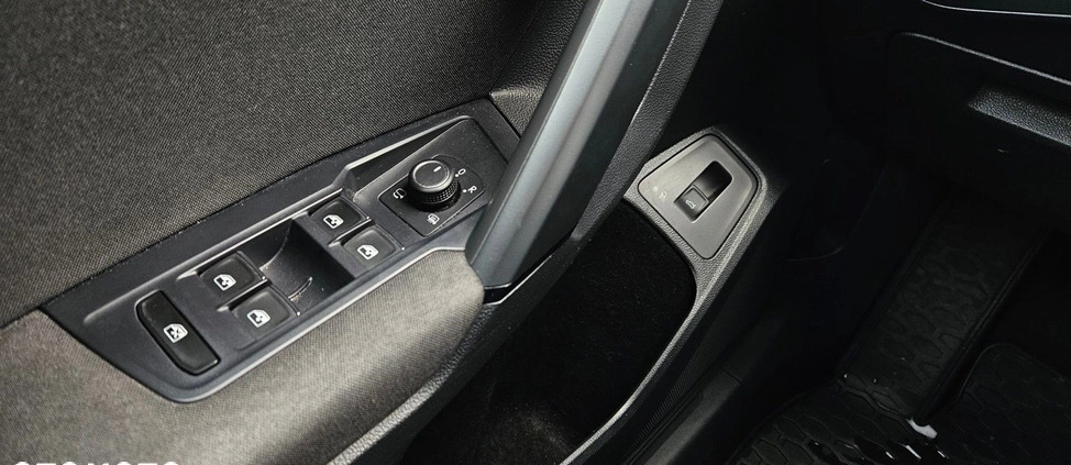 Volkswagen Tiguan Allspace cena 104900 przebieg: 145000, rok produkcji 2017 z Tarnów małe 667